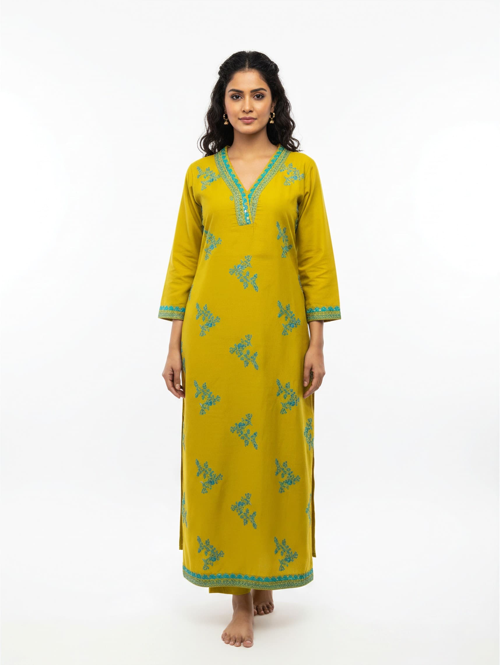 ET Elite Elegant V neck Salwar Suit With Embroidery Work